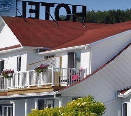 Hotel Motel Grande Vallee Zewnętrze zdjęcie